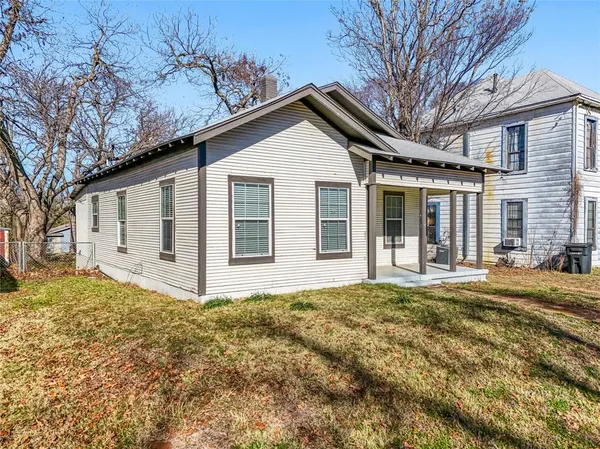 $1,400 | 1123 West Morgan Street, Denison, TX 75020