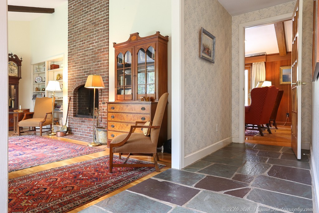 19 Stonecleave Road Boxford, MA 01921 - Photo 2 of 30
