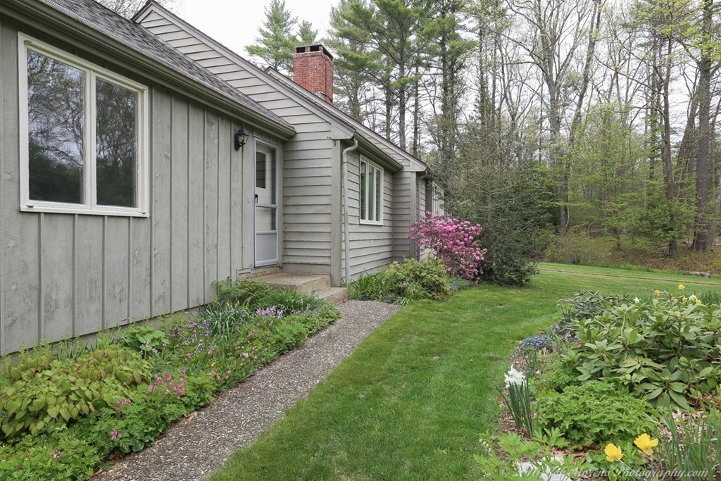 19 Stonecleave Road Boxford, MA 01921 - Photo 26 of 30