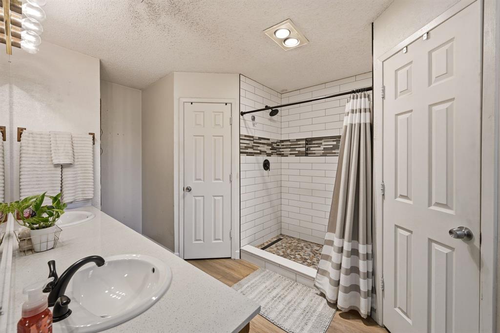 8009 Berrybrook Drive Watauga, TX 76148 - Photo 15 of 27