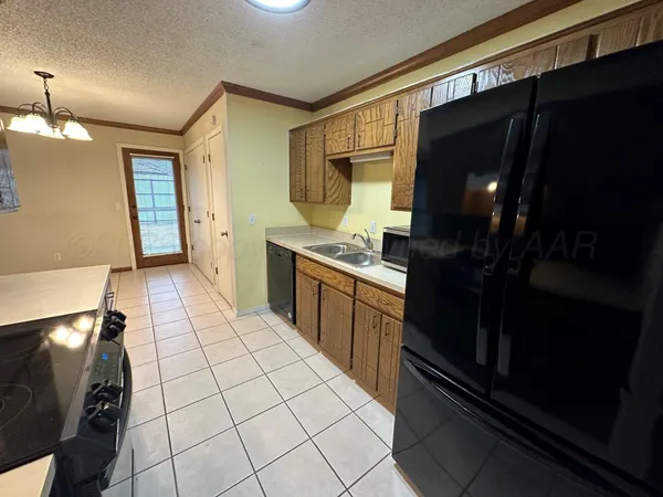 $2,100 | 5711 Autumn Place, Amarillo, TX 79109