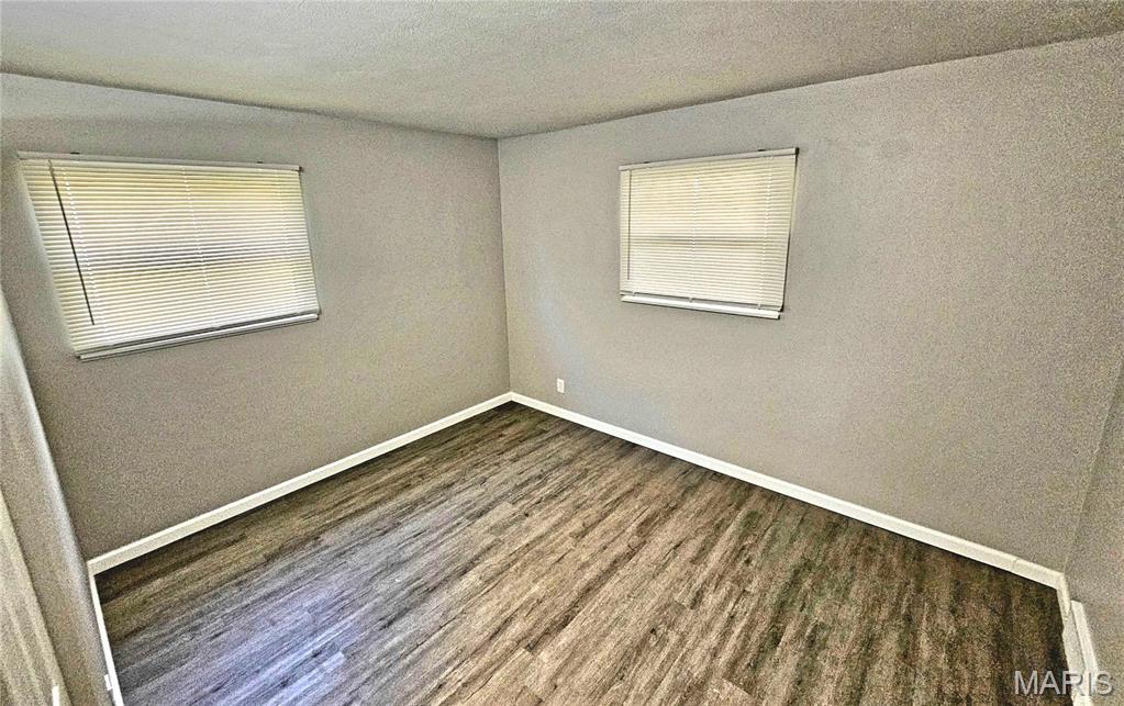 147 Roderick Drive St. Louis, MO 63137 - Photo 8 of 10