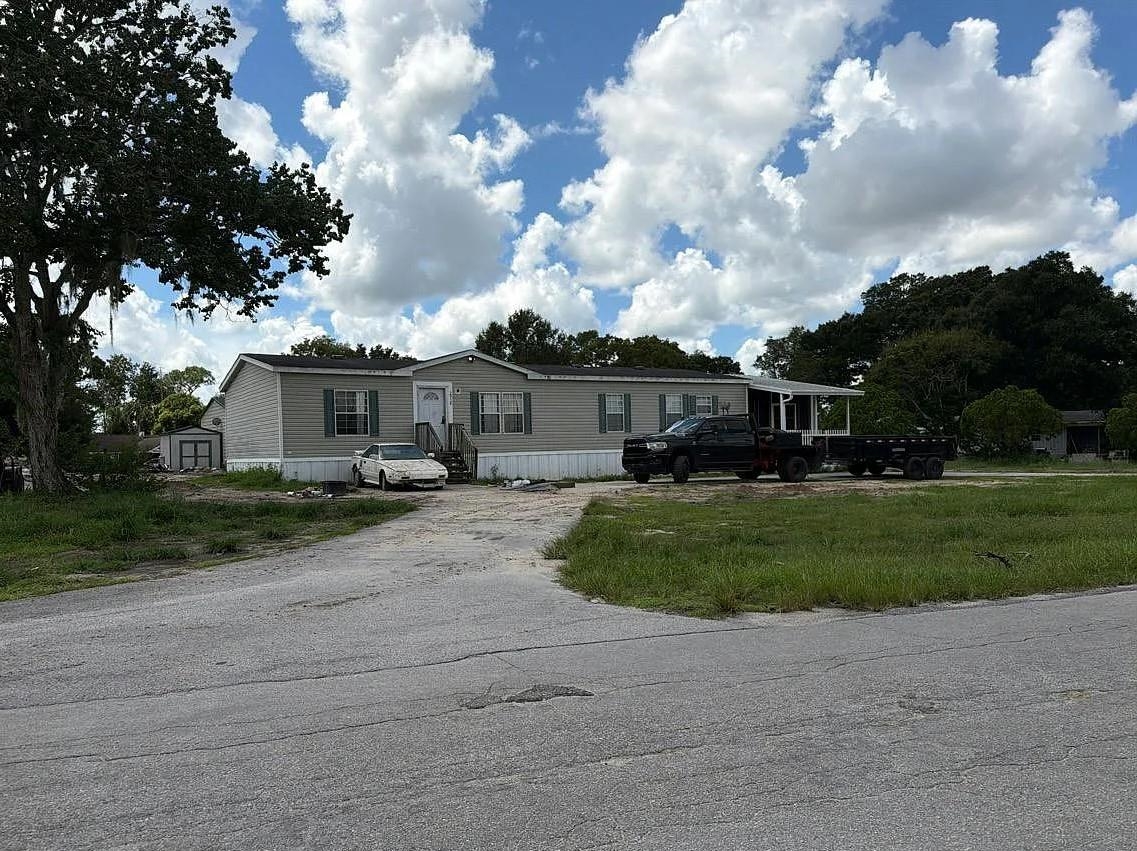 2938 Southwest 98th Street Road Ocala, FL 34476 - Photo 2 of 4 Gallery Image 2