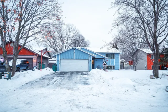 $369,000 | 3222 Greenbrier Street, Vadnais Heights, MN 55127