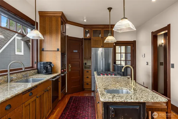 $2,250,000 | 2910 North 28th Street, Tacoma, WA 98407