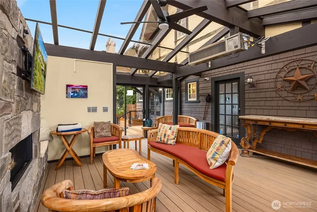 $2,500,000 | 2910 North 28th Street, Tacoma, WA 98407