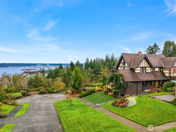 $2,250,000 | 2910 North 28th Street, Tacoma, WA 98407