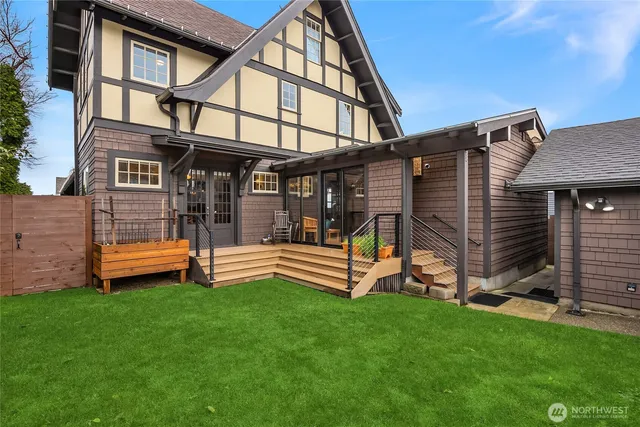 $2,500,000 | 2910 North 28th Street, Tacoma, WA 98407