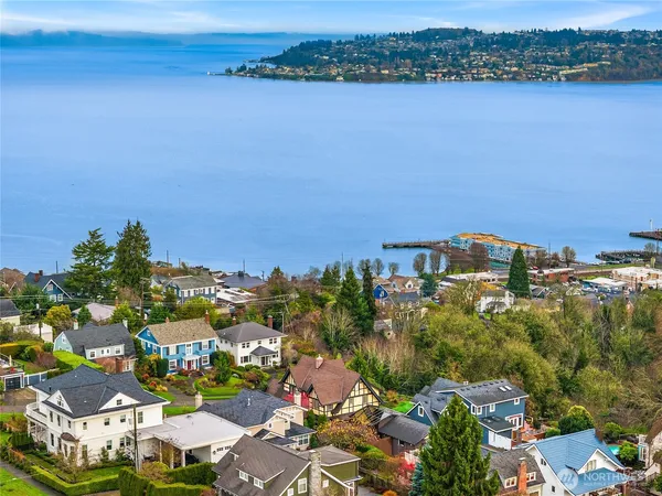 $2,250,000 | 2910 North 28th Street, Tacoma, WA 98407