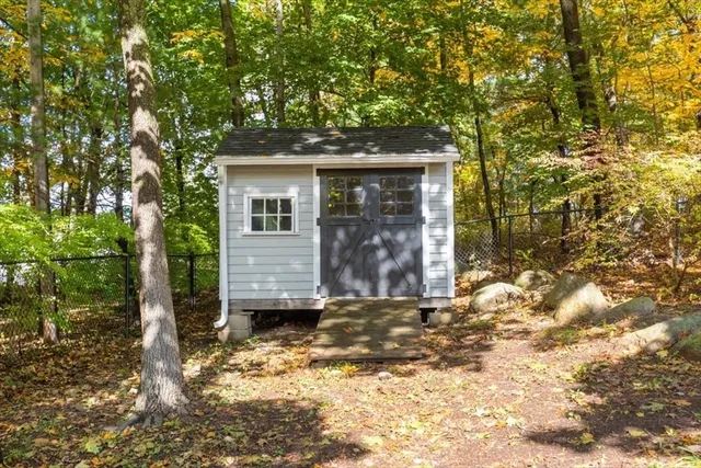 $1,199,000 | 249 High Street, Hingham, MA 02043