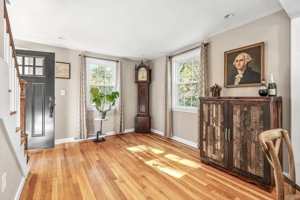 249 High Street Hingham, MA 02043 - Photo 7 of 28