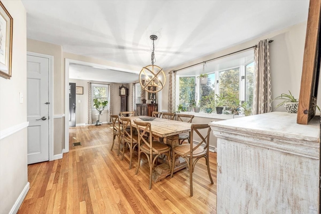 249 High Street Hingham, MA 02043 - Photo 9 of 28