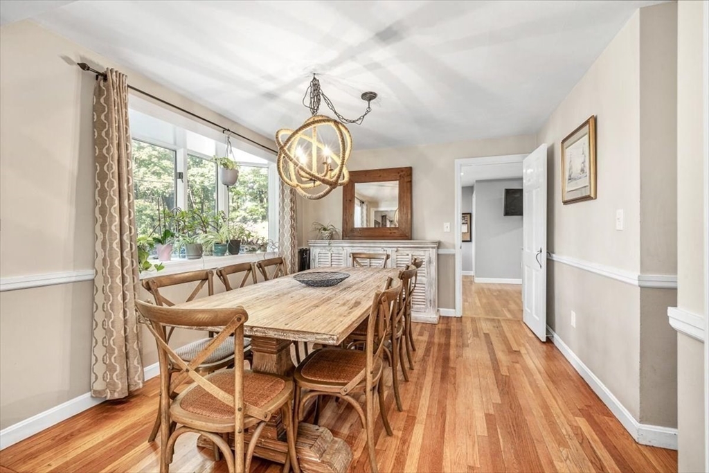 249 High Street Hingham, MA 02043 - Photo 10 of 28