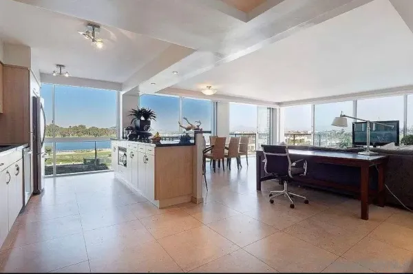 $9,000 | 1770 Avenida Del Mundo, Unit 204, Coronado, CA 92118