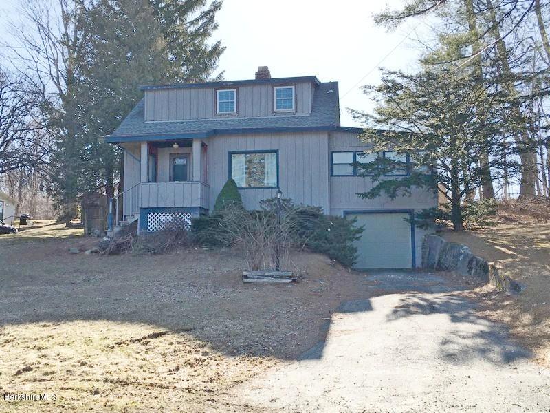 45 Upland Road Pittsfield, MA 01201 - Photo 3 of 34 IMG_6144
