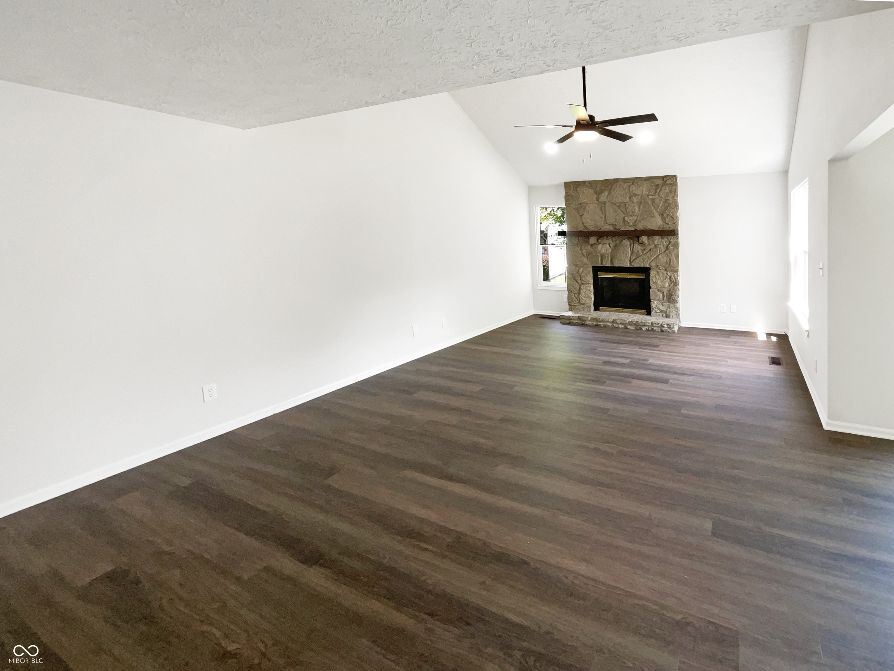 3114 Valley Farms Road Indianapolis, IN 46214 - Photo 3 of 24 Gallery Image 3
