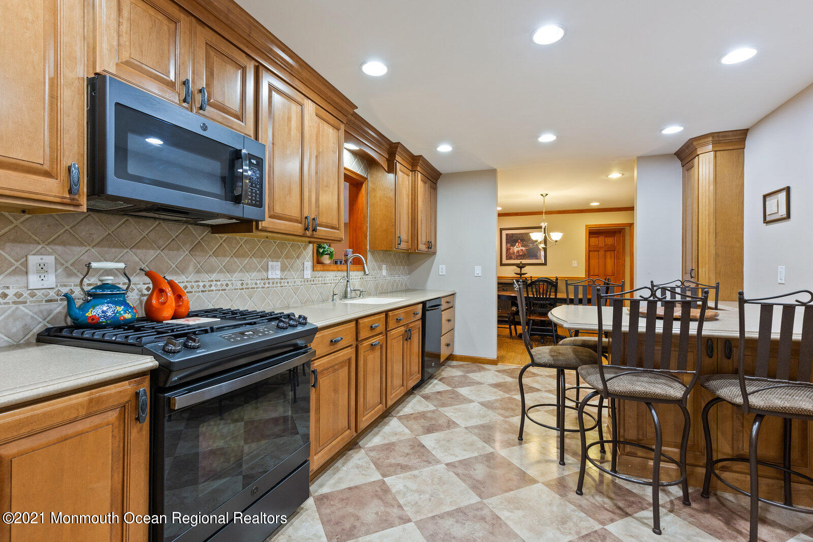 60 Hopkins Road New Egypt, NJ 08533 - Photo 13 of 46 014_13kitchen