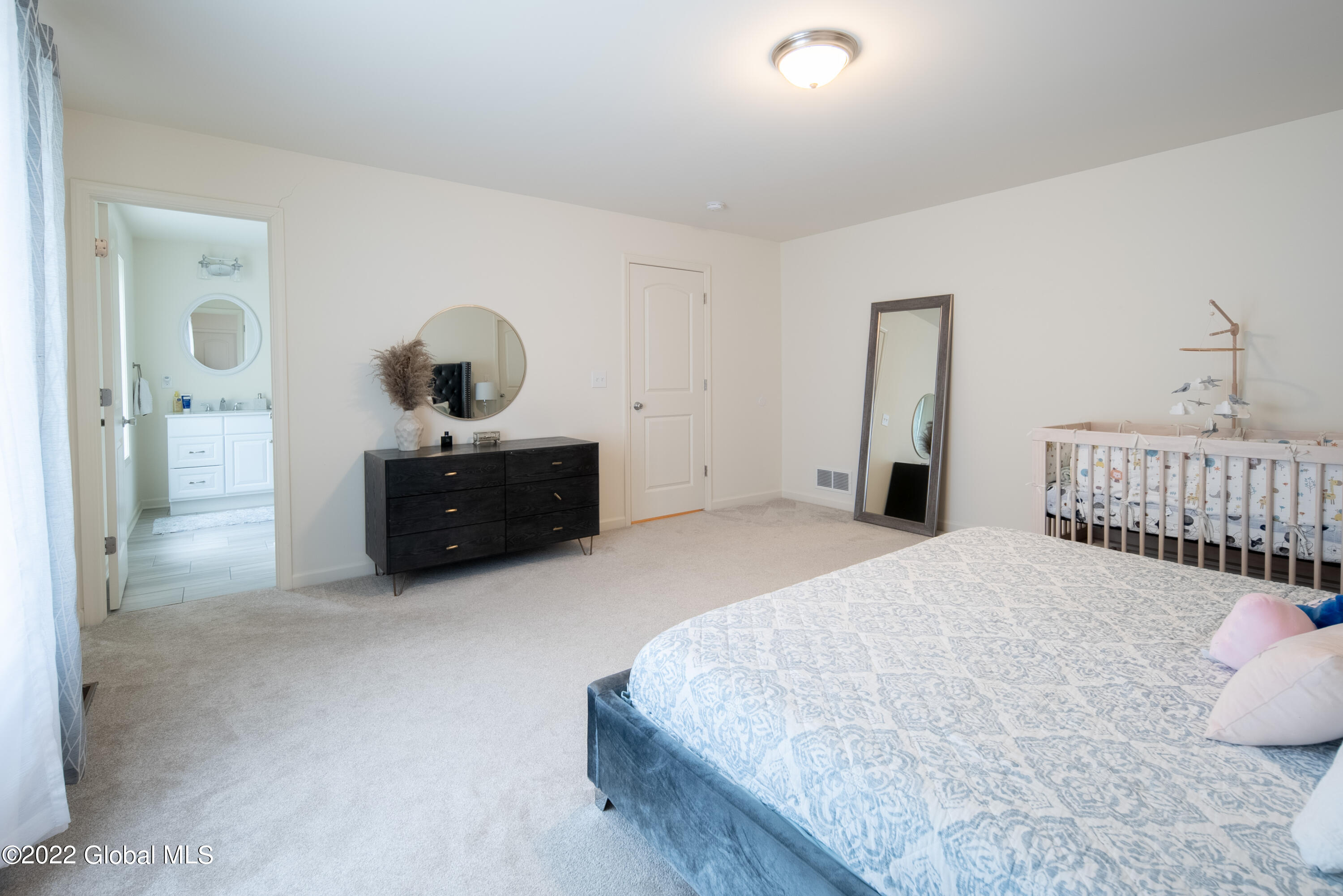 320 Ferris Road Niskayuna, NY 12304 - Photo 28 of 43 027