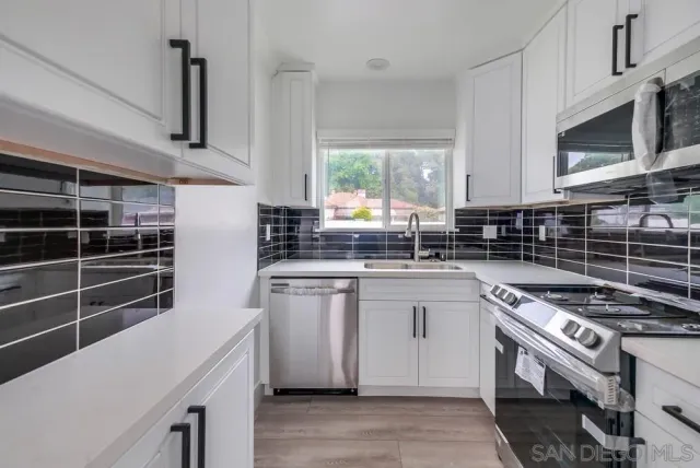 $2,295,000 | 2476-2478 Coolidge Avenue, Los Angeles, CA 90064