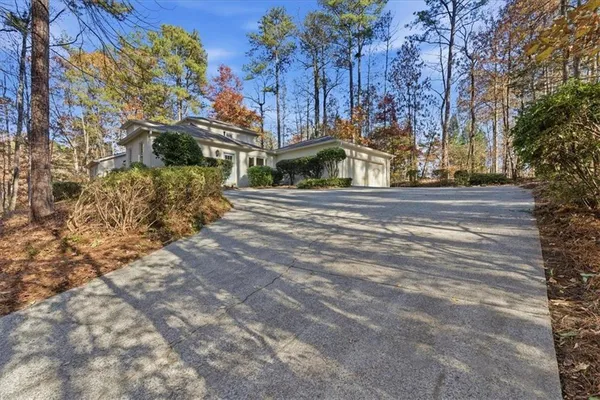 $1,100,000 | 1525 Huntingford Drive, Marietta, GA 30068