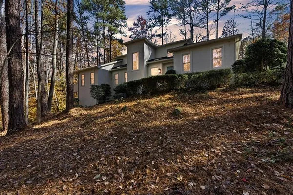 $1,100,000 | 1525 Huntingford Drive, Marietta, GA 30068