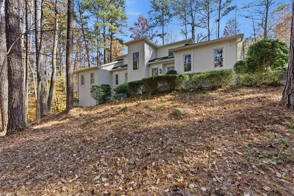 $1,100,000 | 1525 Huntingford Drive, Marietta, GA 30068