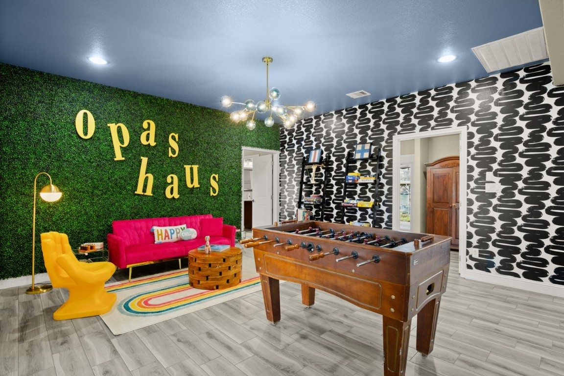 1317 East Zipp Road New Braunfels, TX 78130 - Photo 13 of 40