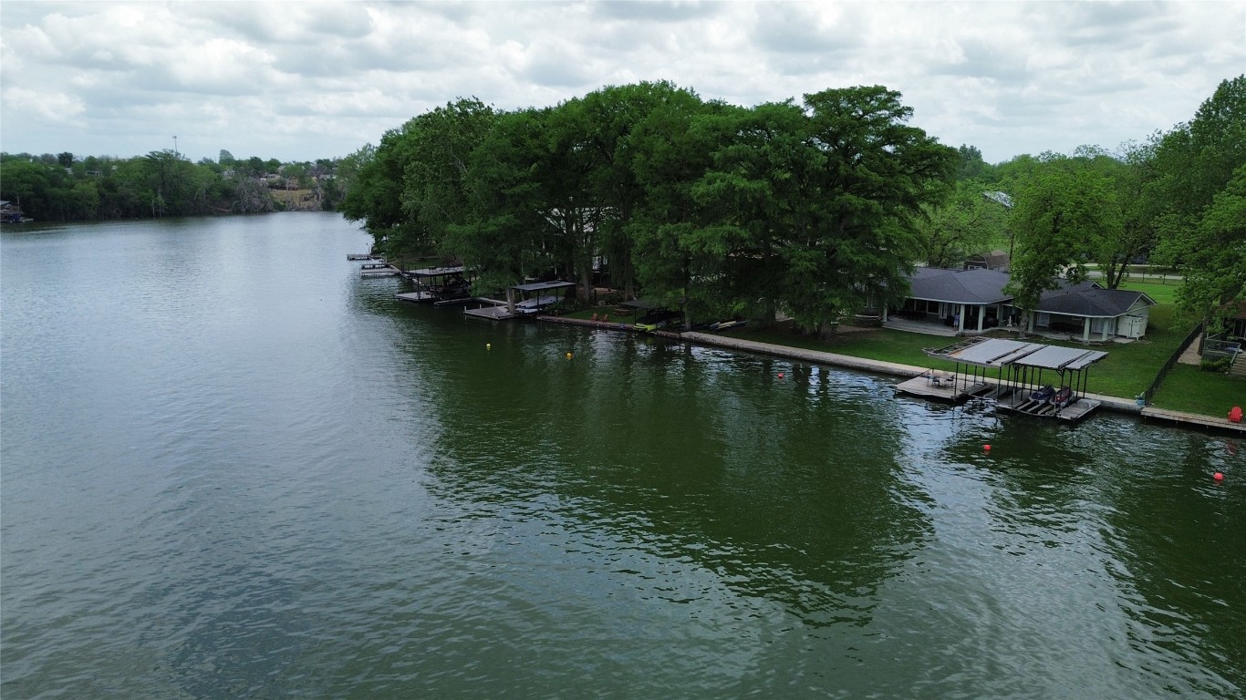 1317 East Zipp Road New Braunfels, TX 78130 - Photo 34 of 40