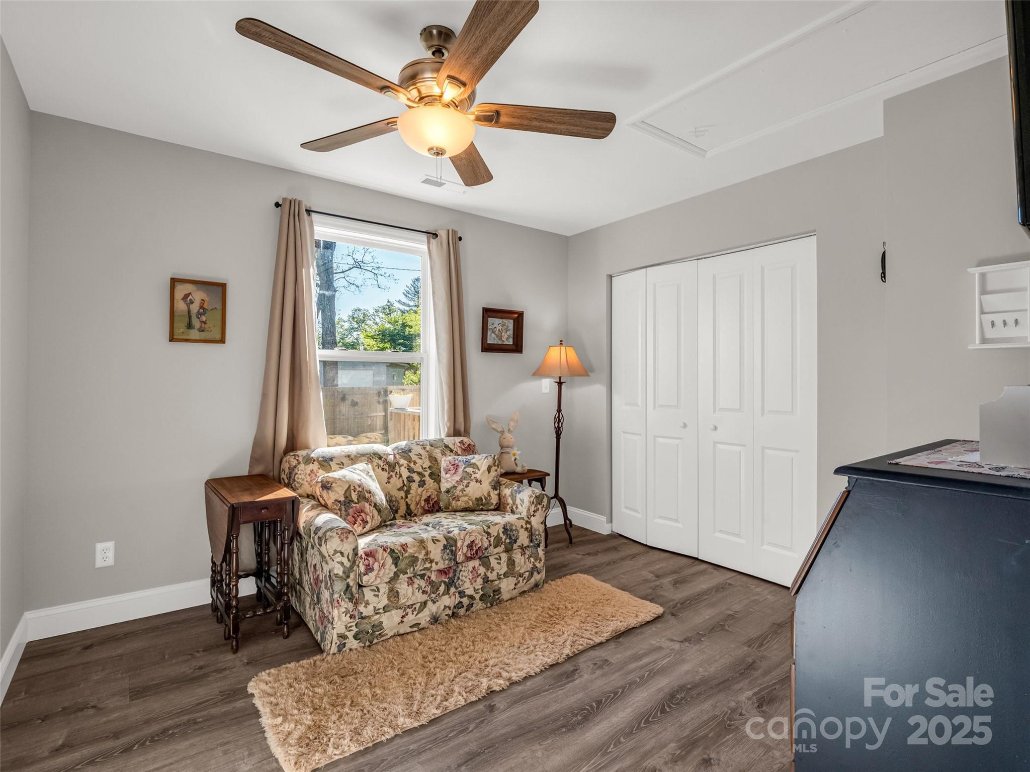 566 Blue Ridge Road Black Mountain, NC 28711 - Photo 29 of 41 a living room with furniture and a window
