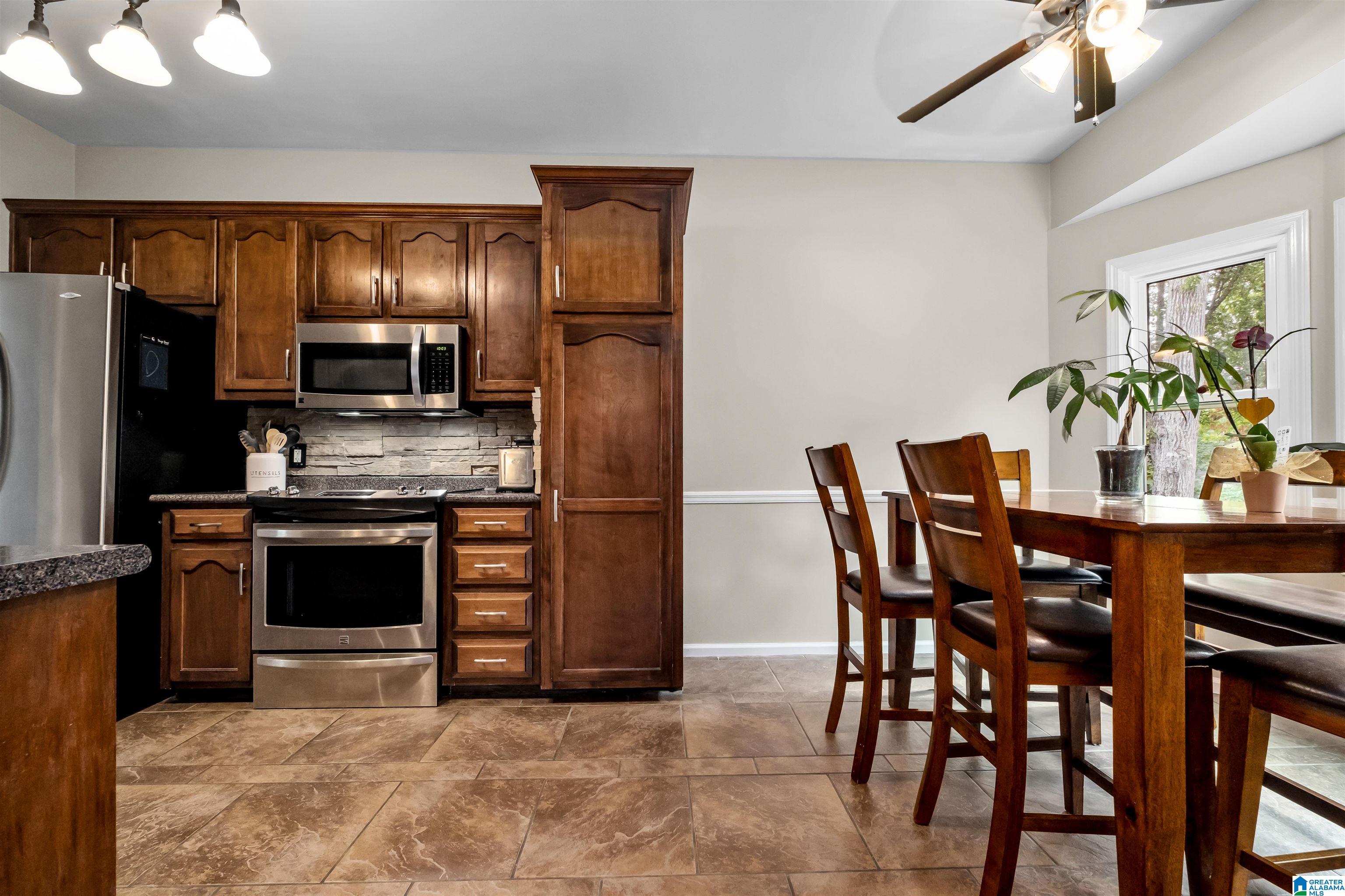 128 Grande View Lane Alabaster, AL 35114 - Photo 13 of 44