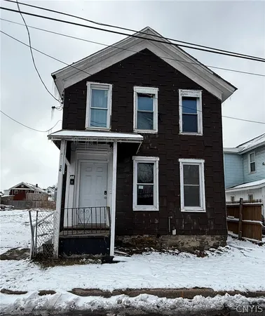 $95,000 | 16 Barnes Avenue, Utica, NY 13502
