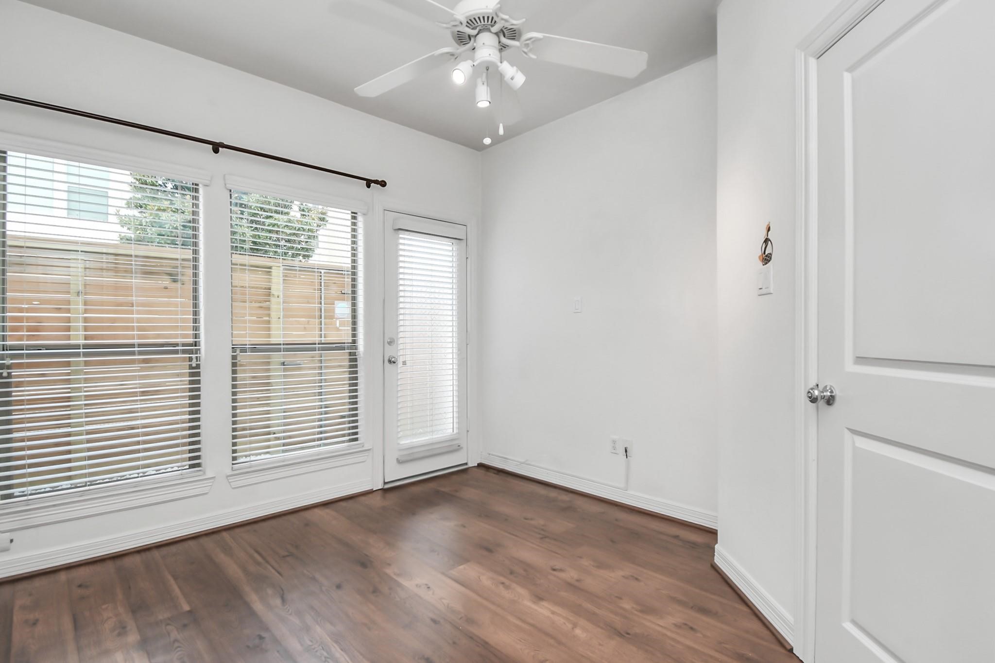 3900 Center Street Houston, TX 77007 - Photo 4 of 25 Pictures are from previous listing