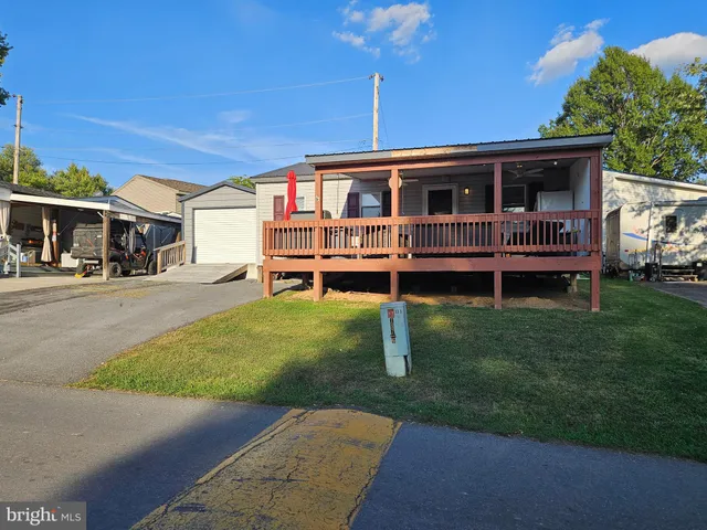 $65,000 | 3 Yogi Bear Boulevard, Falling Waters, WV 25419