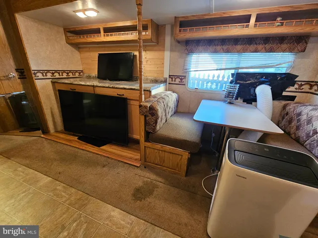 $65,000 | 3 Yogi Bear Boulevard, Falling Waters, WV 25419