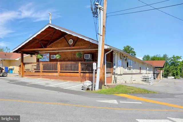 $65,000 | 3 Yogi Bear Boulevard, Falling Waters, WV 25419