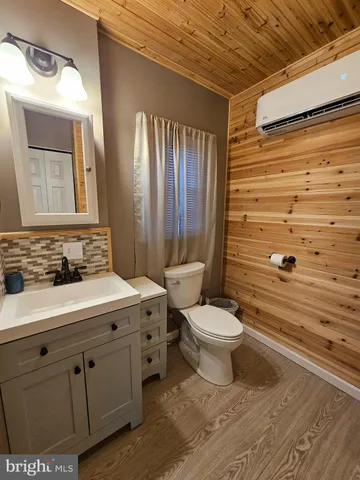 $65,000 | 3 Yogi Bear Boulevard, Falling Waters, WV 25419