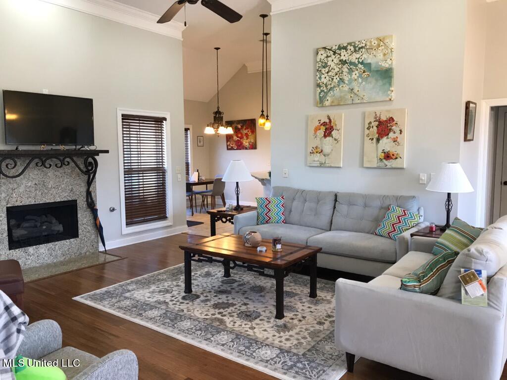1000 Trinity Drive Madison, MS 39110 - Photo 3 of 18 IMG_4223