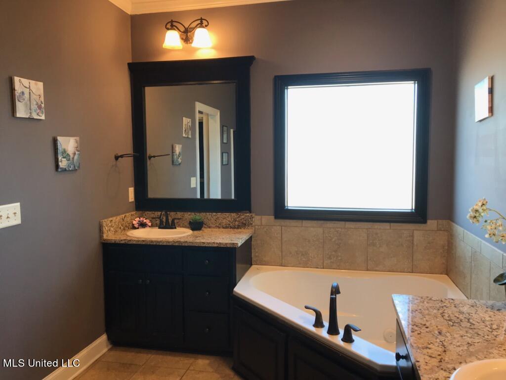 1000 Trinity Drive Madison, MS 39110 - Photo 10 of 18 IMG_4189