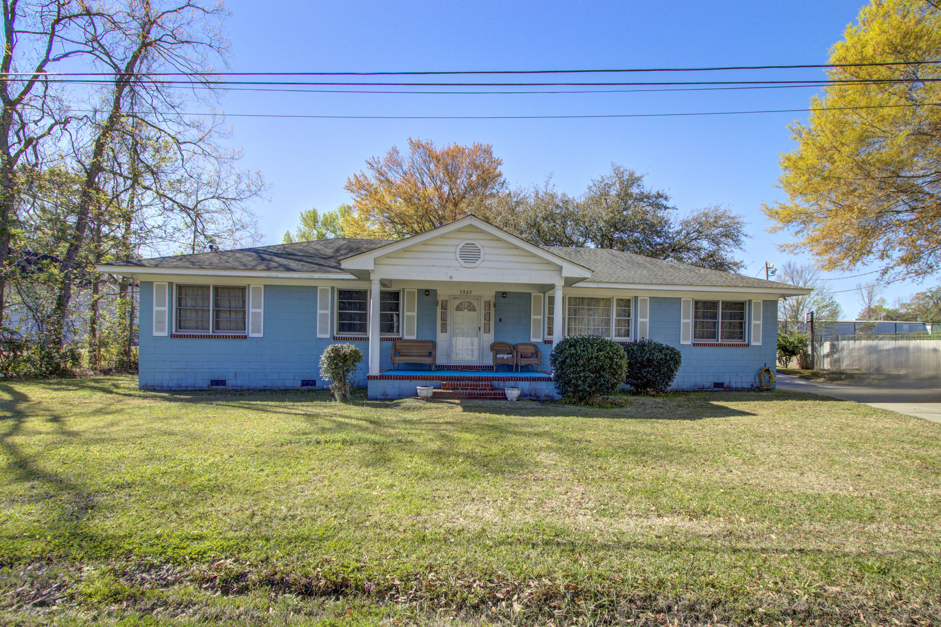1925 Belgrade Avenue Charleston, SC 29407 - Photo 2 of 30 1925 (2)