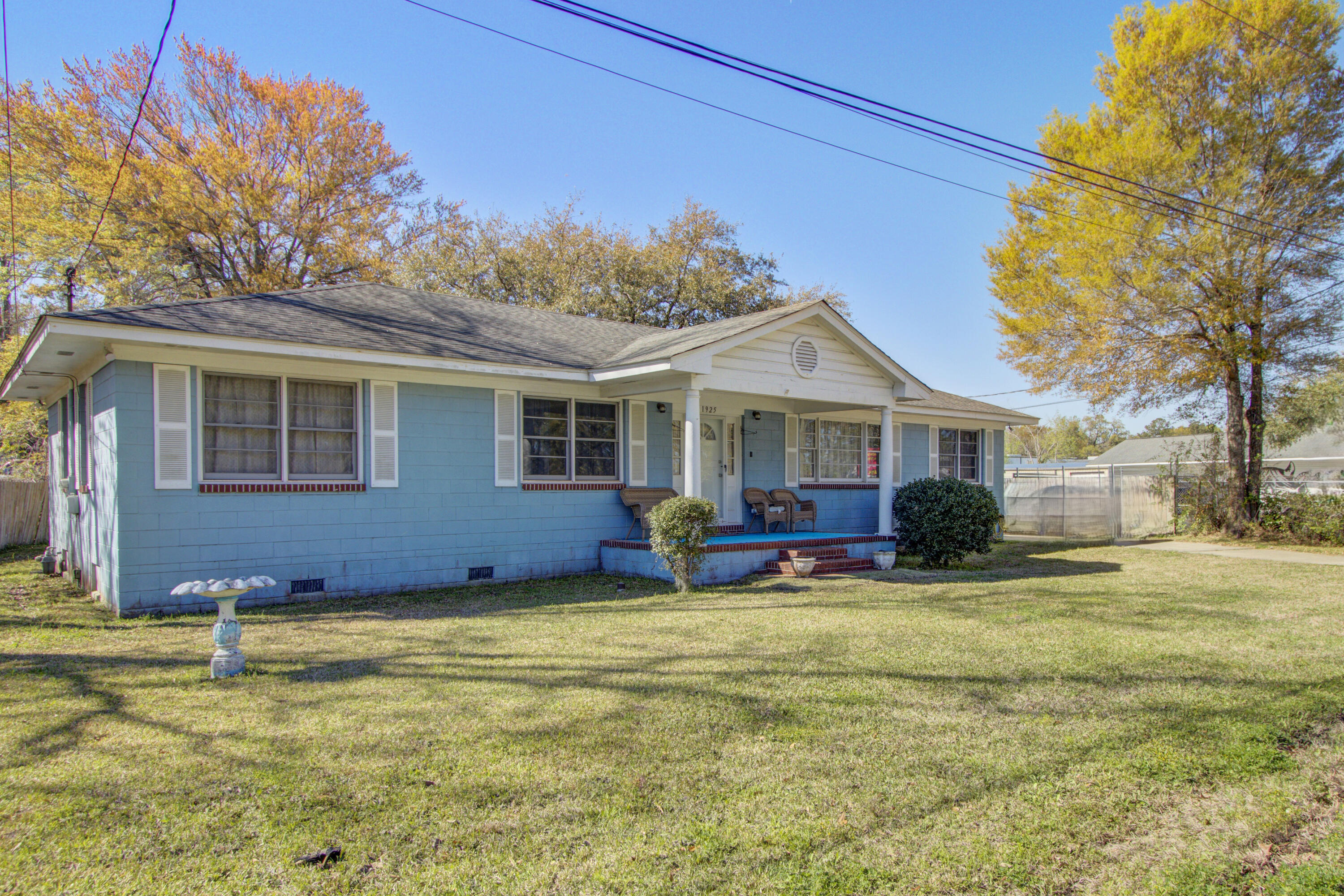 1925 Belgrade Avenue Charleston, SC 29407 - Photo 3 of 30 1925 (3)