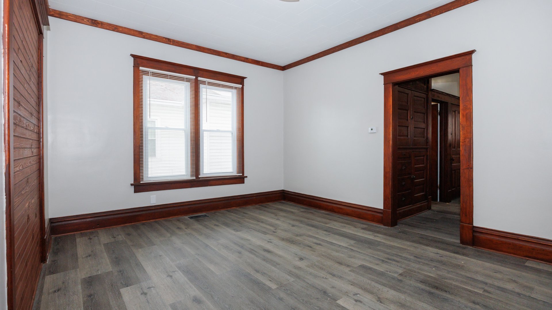 907 East Madison Street Pontiac, IL 61764 - Photo 18 of 27