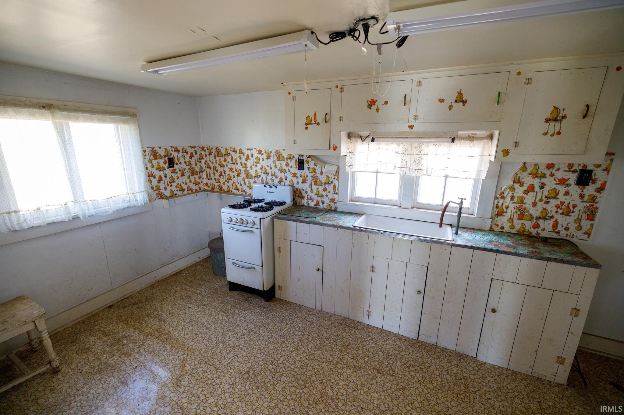 3174 East High Street Macy, IN 46951 - Photo 22 of 28