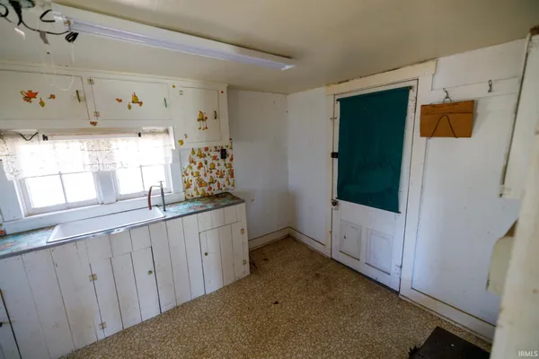 $70,000 | 3174 East High Street, Macy, IN 46951