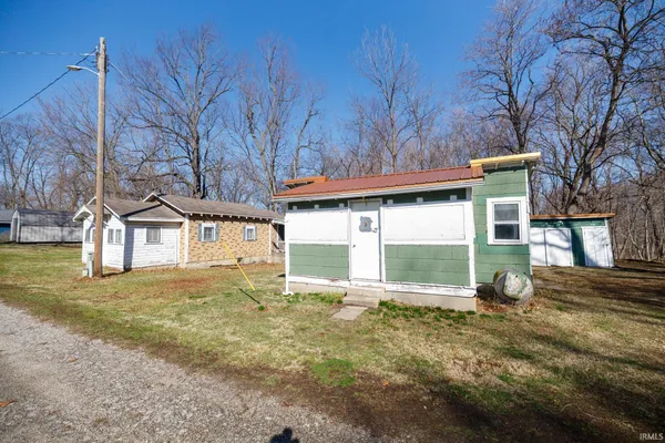 $70,000 | 3174 East High Street, Macy, IN 46951