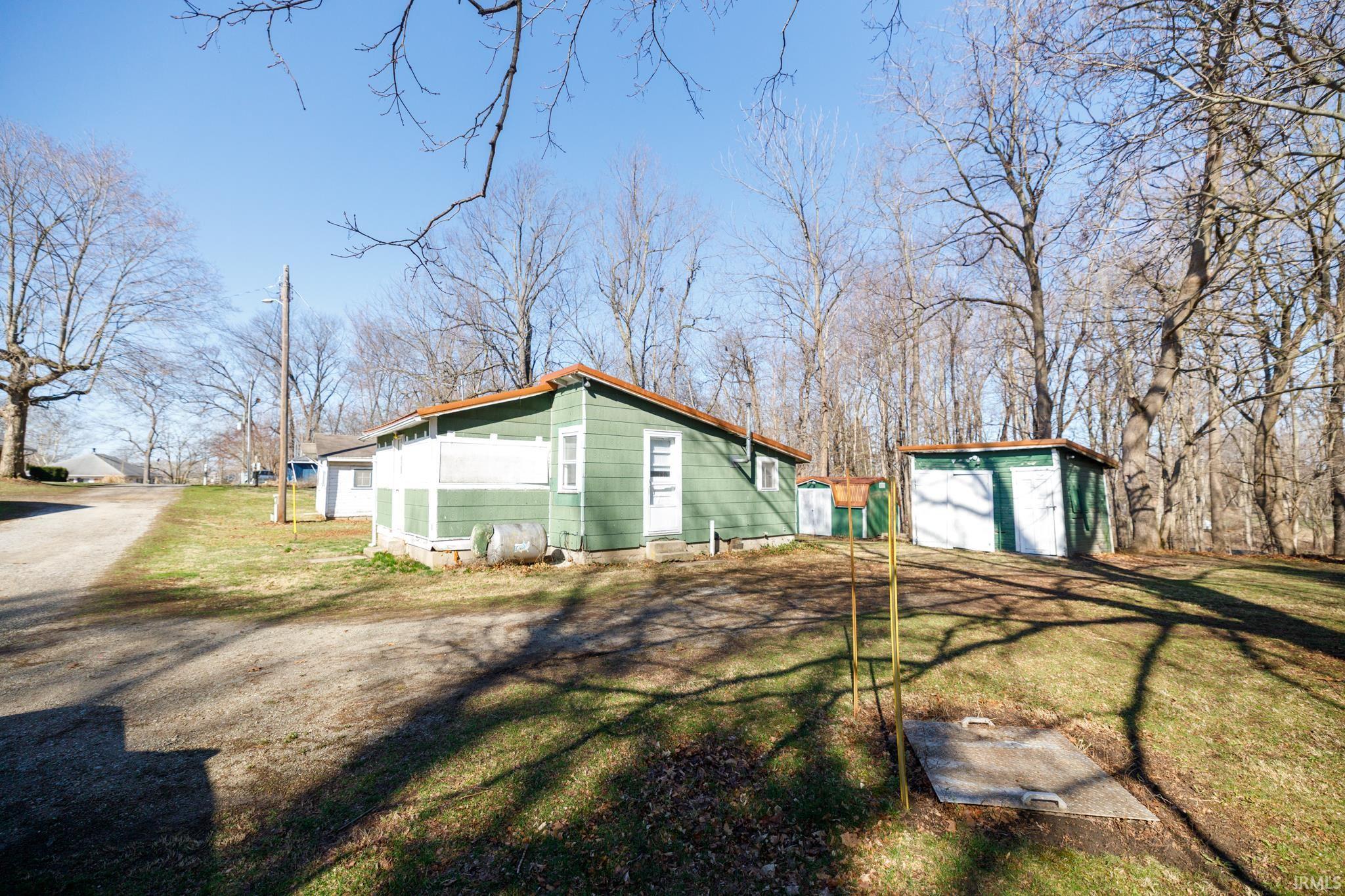 3174 East High Street Macy, IN 46951 - Photo 5 of 28