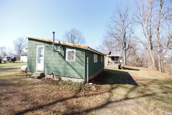$70,000 | 3174 East High Street, Macy, IN 46951