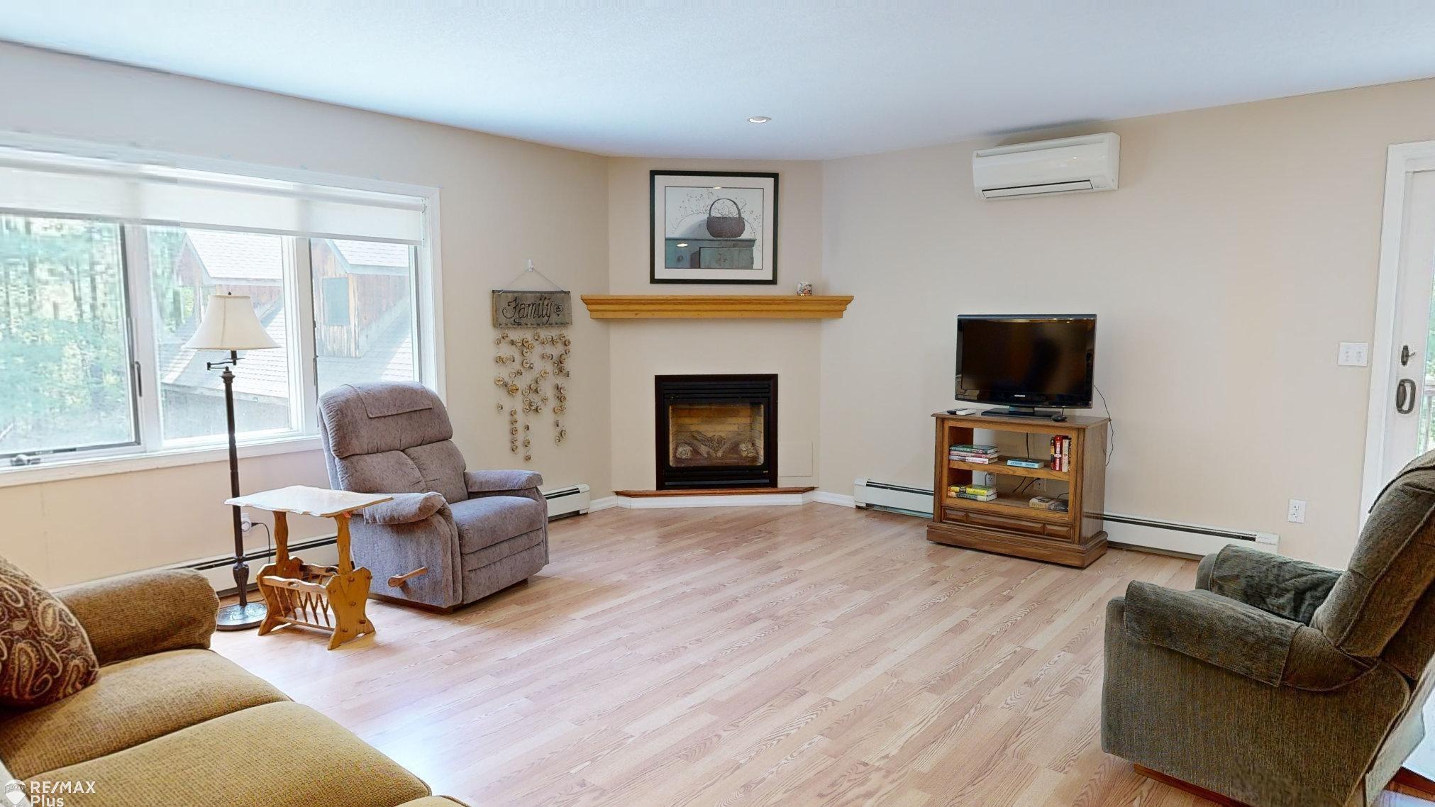 4550 Sheridan Road Vassar, MI 48768 - Photo 3 of 65 50142366-af54fe49-c274-40dd-924e-24e958d4dbc0.JPG