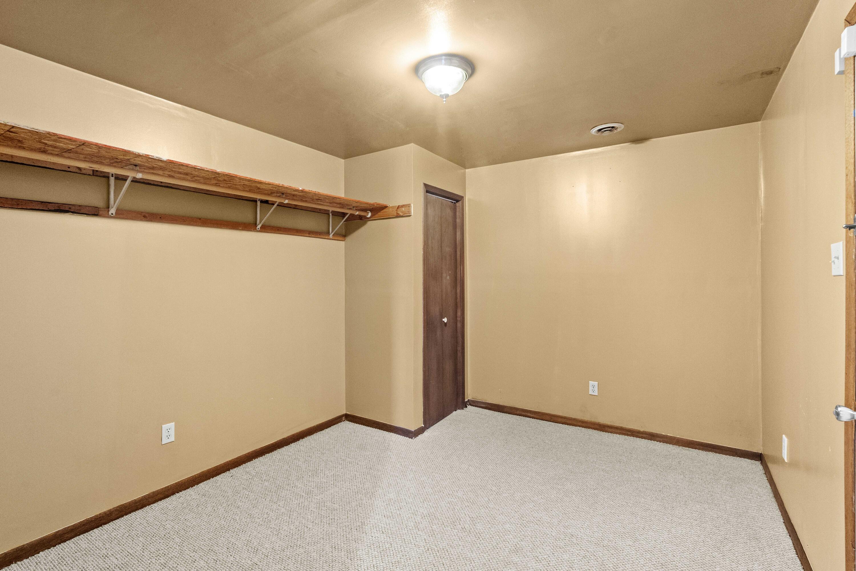778 Capitol Road Valparaiso, IN 46385 - Photo 15 of 20 3000x2000