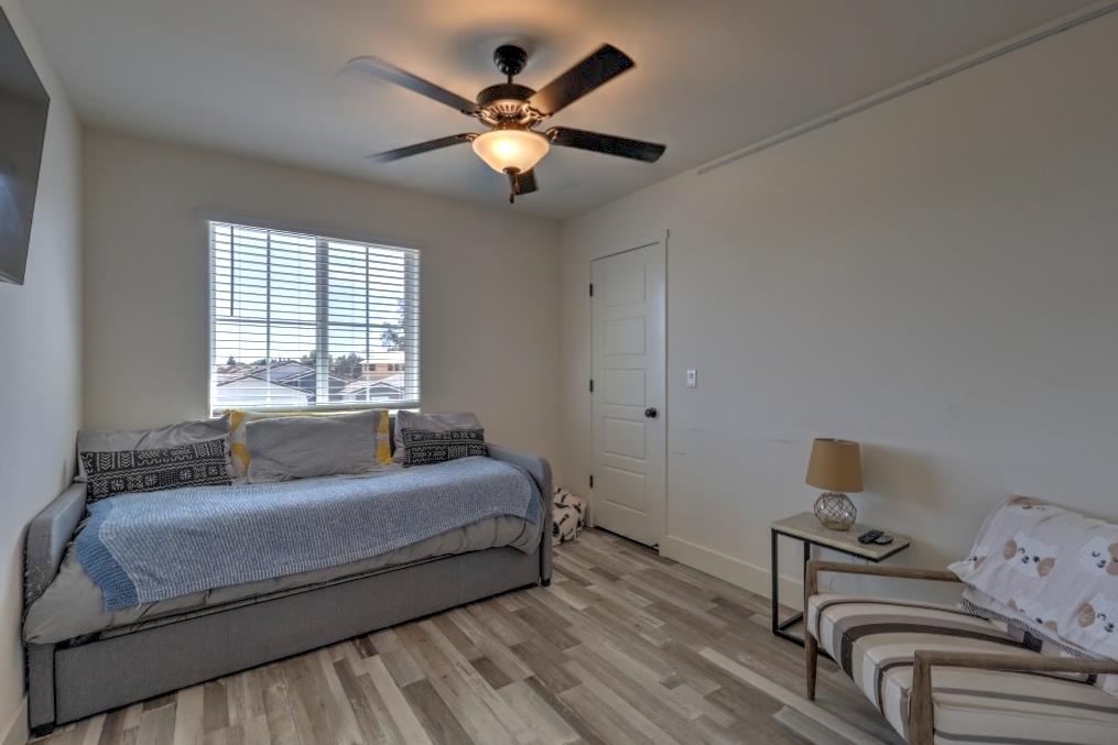 2129 Redding Way Atwater, CA 95301 - Photo 28 of 75 a bedroom with a bed and window