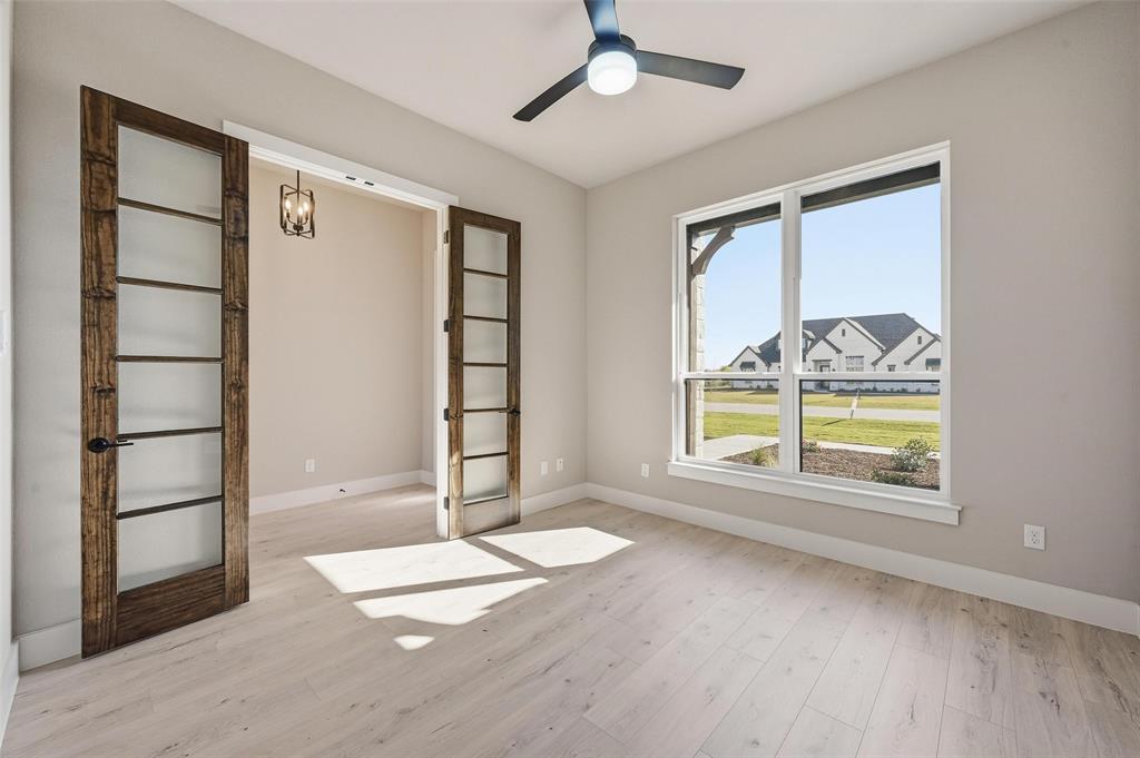 108 Rocky Top Azle, TX 76020 - Photo 11 of 40